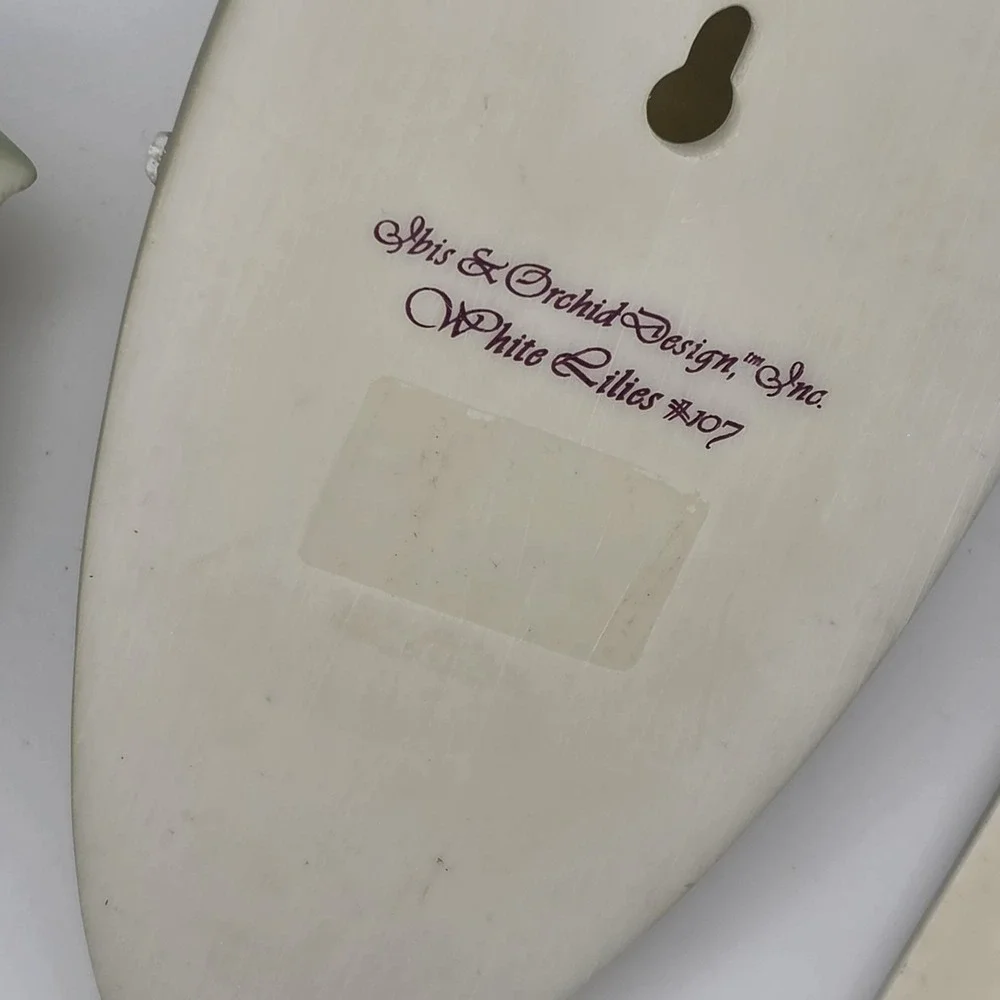 Ibis and Orchid Design Lily of the Valley 117 White Lilies 107 Vases Iris Plaque